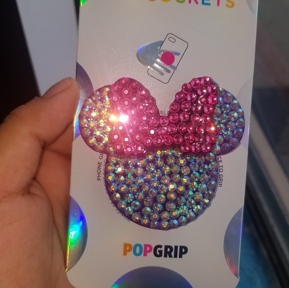 Blinged out minnie mouse head shaped popsocket